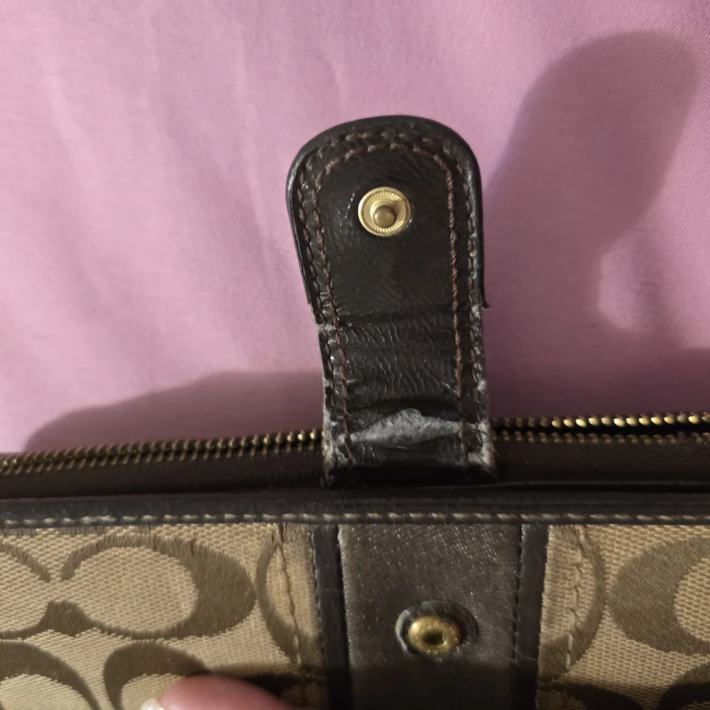 Coach Wallet - Picture 5 of 10